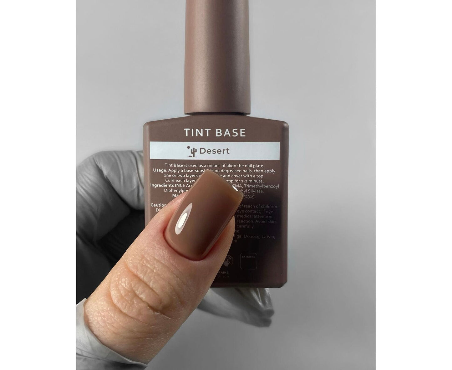 Base teintée HELLO, DESERT – Gel teinté brun foncé, 15 ml