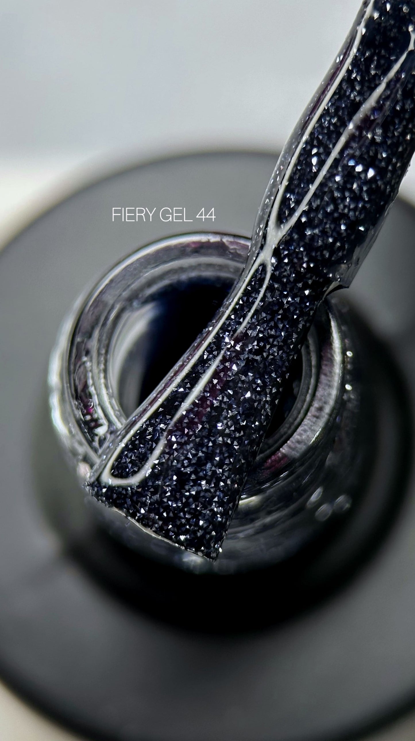 Saga Professional Fiery Gel Polish #44 Black