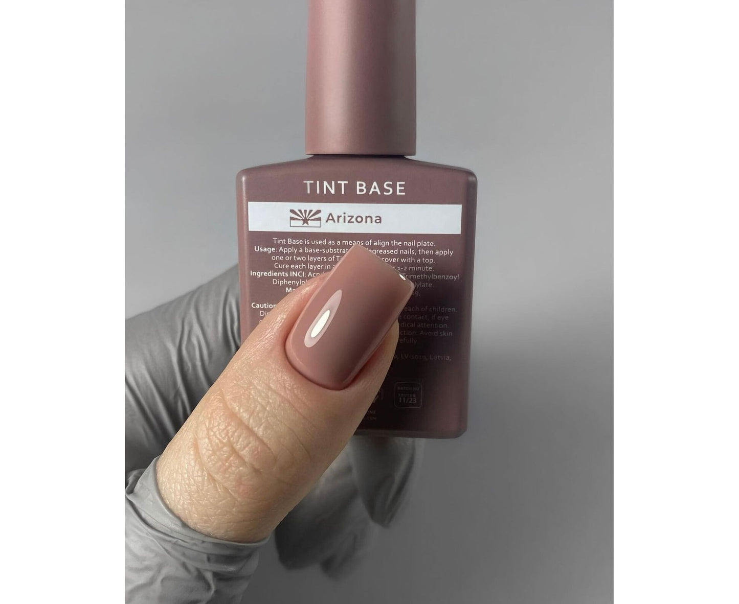 Base teintée HELLO, ARIZONA – Teinte brune, teinte rosée, 15 ml