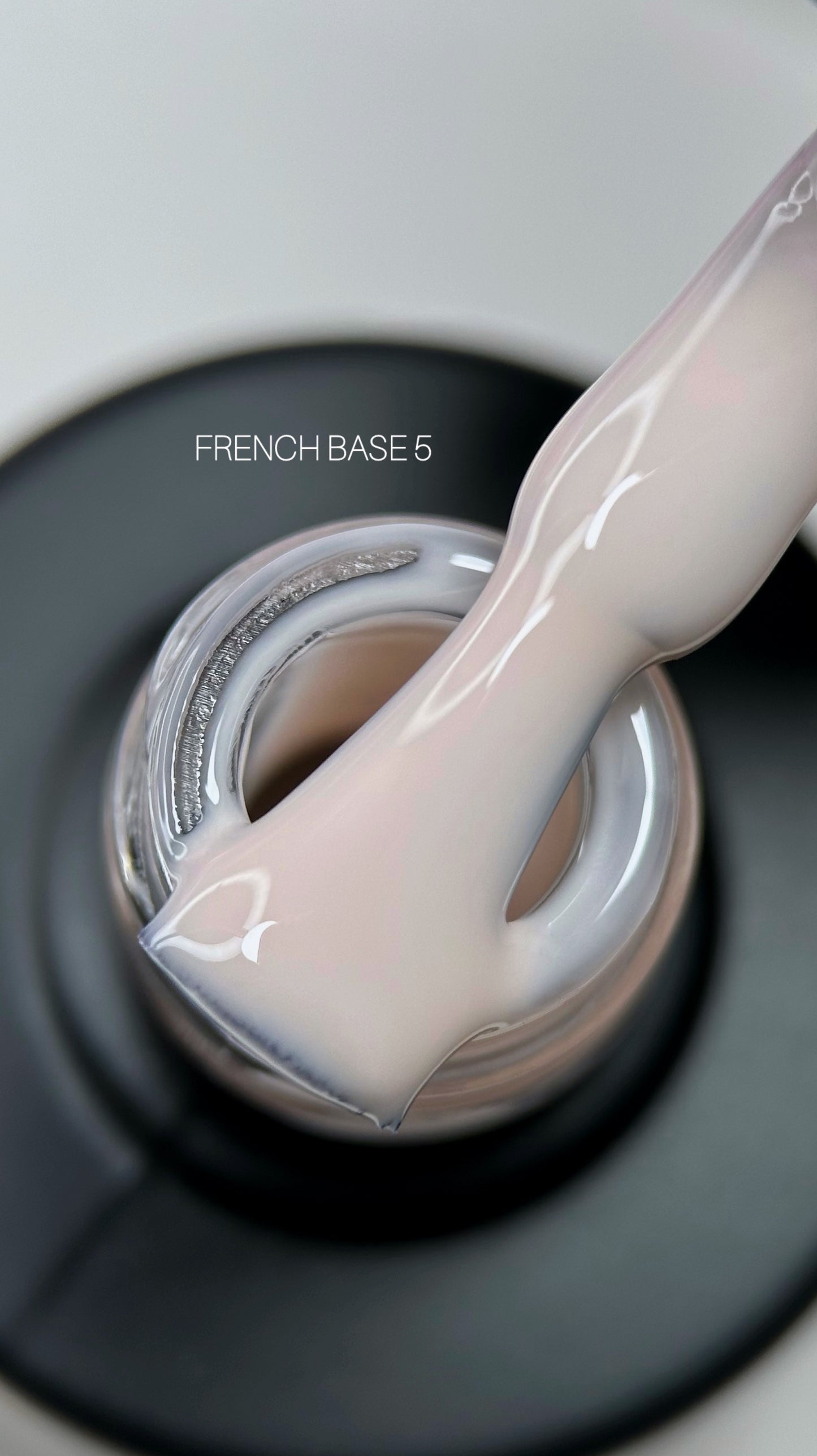 SAGA Professional French Base 05 – soft beige self-leveling base gel for natural and French manicure, 15ml bottle