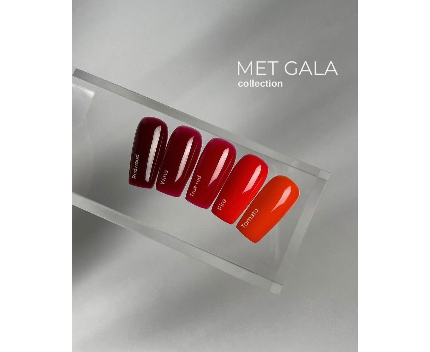 Base teintée HELLO, FIRE – Base rouge vif, 15 ml
