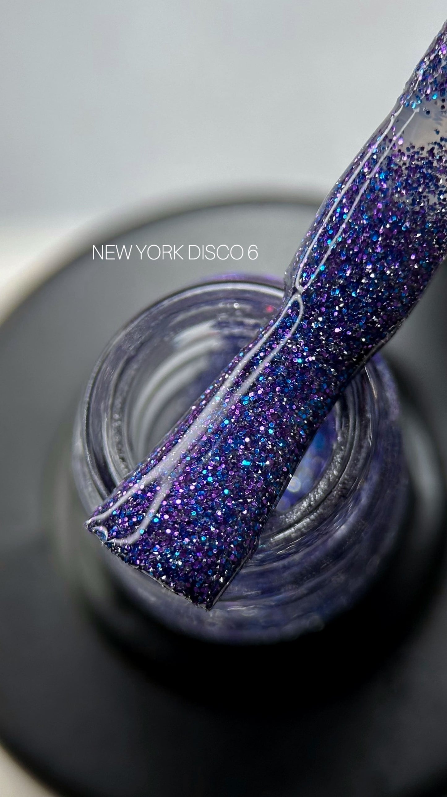 Saga Professional Reflective Gel Polish NY Disco #06