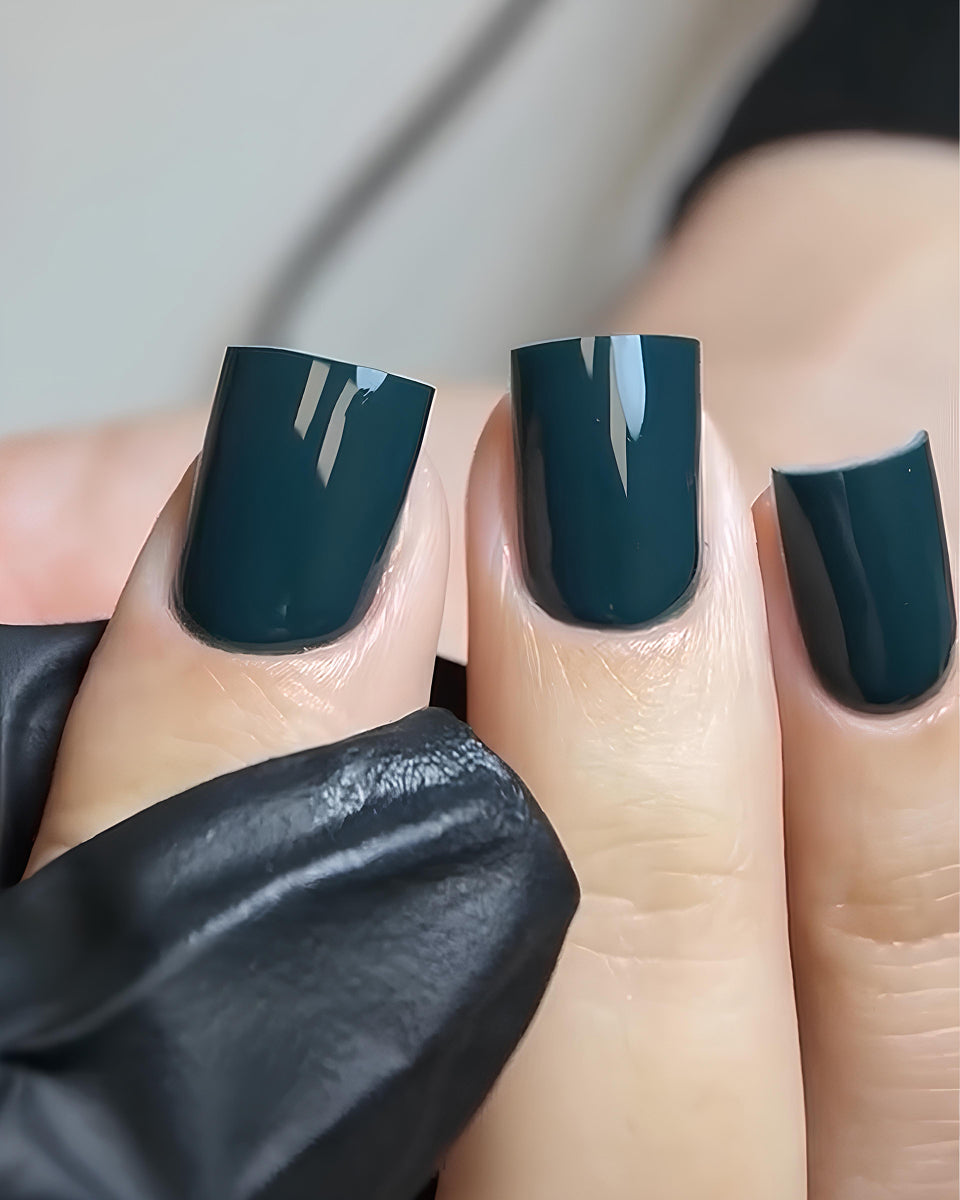 DARK Gel Color 33, 10 ml