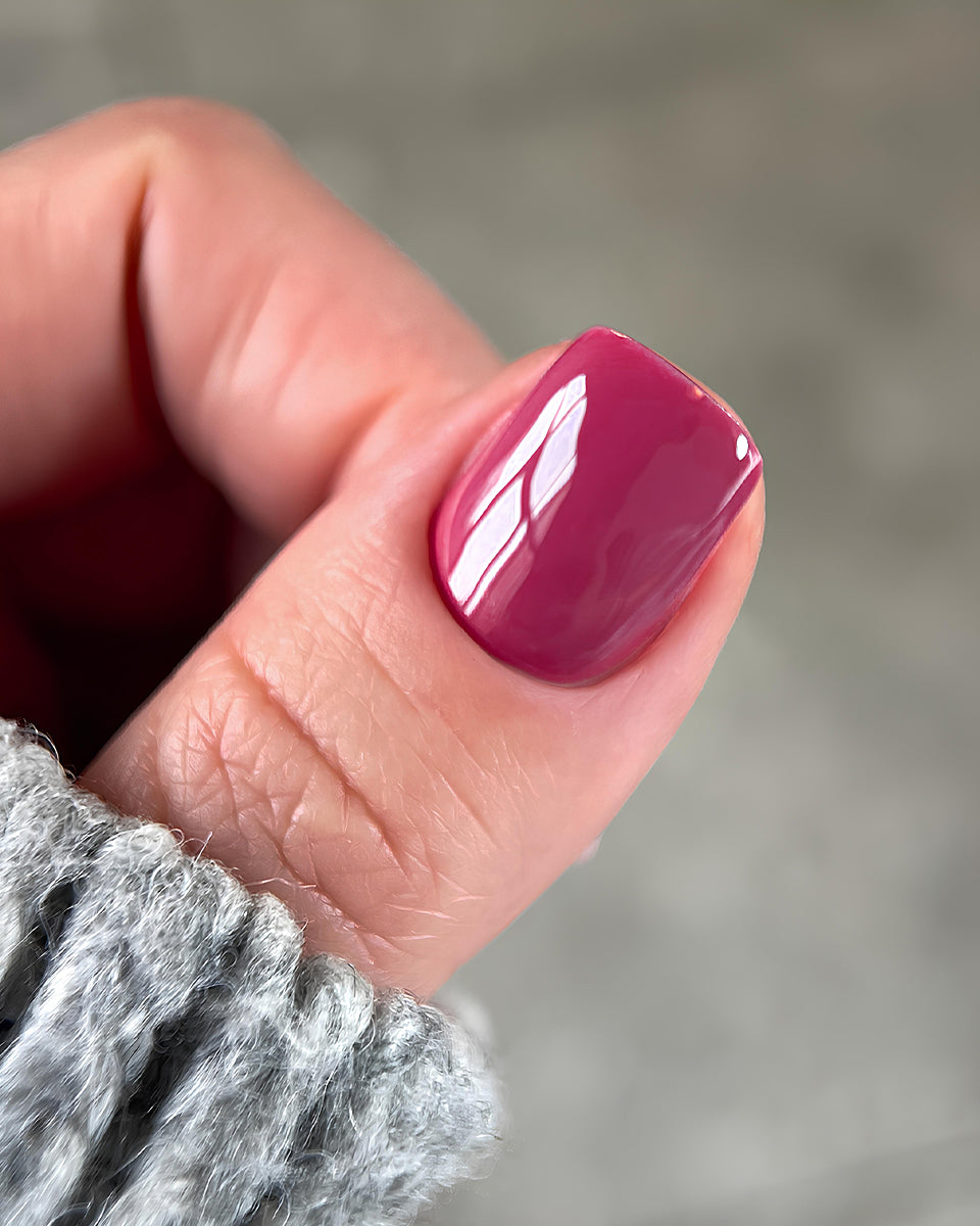 DARK Gel Polish 44, 10 ml