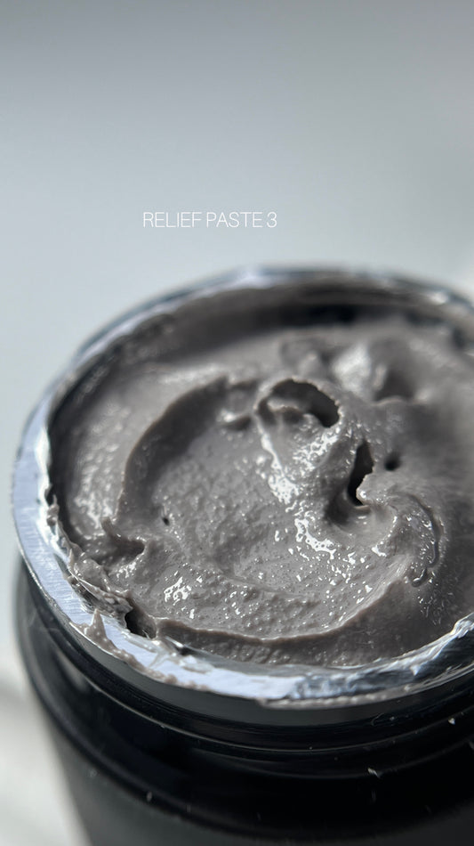 SAGA Professional Relief Paste No. 03 – gray non-sticky gel for 3D nail art designs, 5g jar