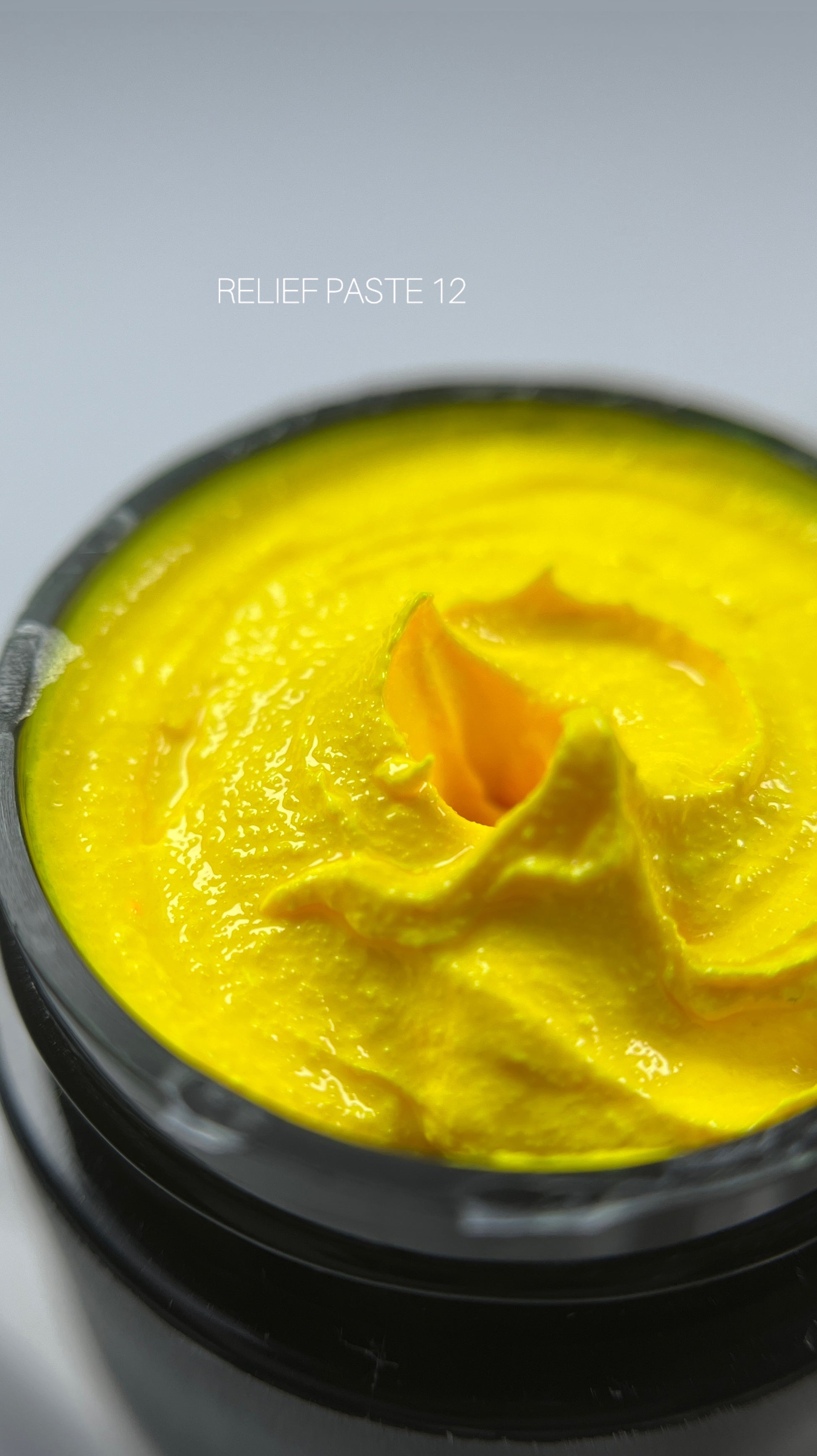 SAGA Professional Relief Paste 12 – neon yellow no-wipe nail art paste for 3D textures, glowing raised details, and high-impact design accents.
