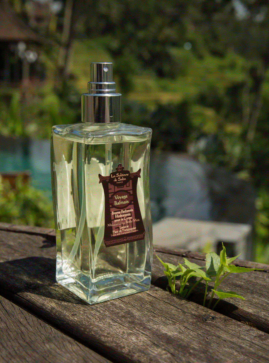 Moisturizing Body Mist Lotus Frangipani Flower-200ml