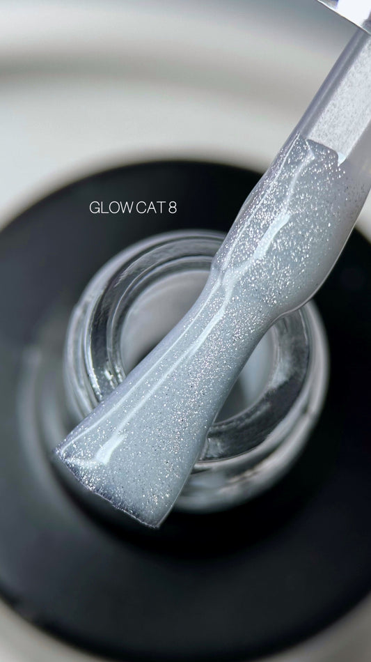 Saga Professional GLOW CAT No. 08 Magnetic Cat Eye Gel Polish
