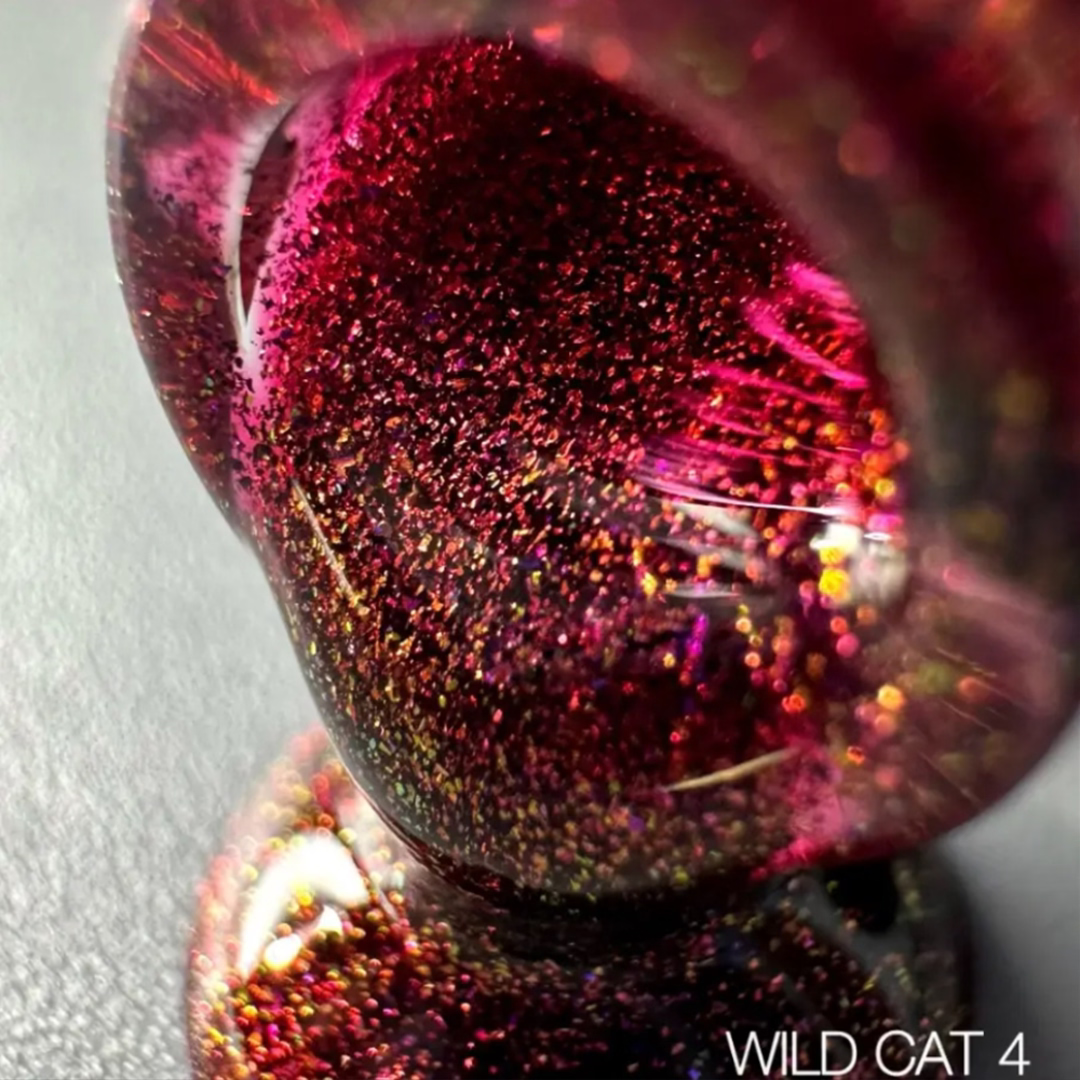 Saga Professional WILD CAT No.04 Magnetic Cat Eye Gel Polish, 9ml