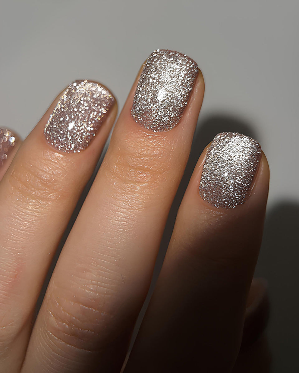 DARK Night Cat Gel Polish 06, 6 ml